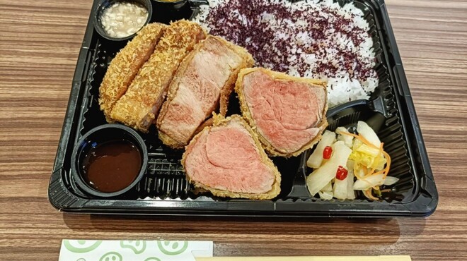 厚切りレアとんかつ やまとん - メイン写真: