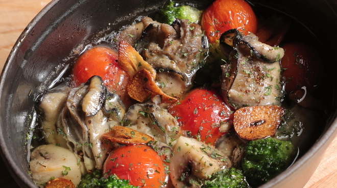 アテニヨル - メイン写真: