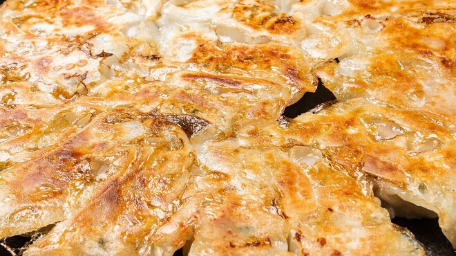 餃子のネオ大衆酒場 ニューカムラ - 料理写真: