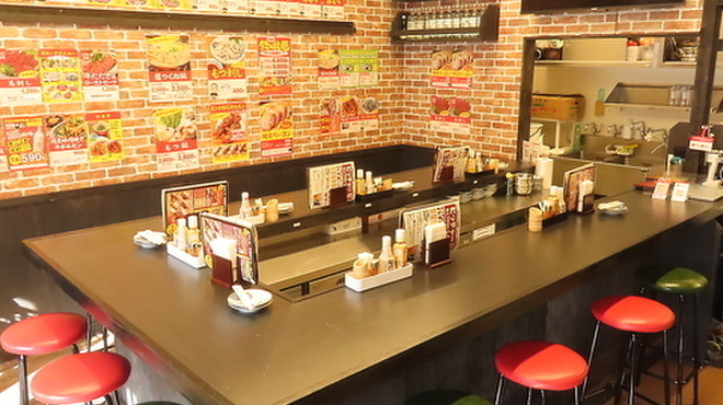 串屋横丁 もつ焼きセンター - メイン写真: