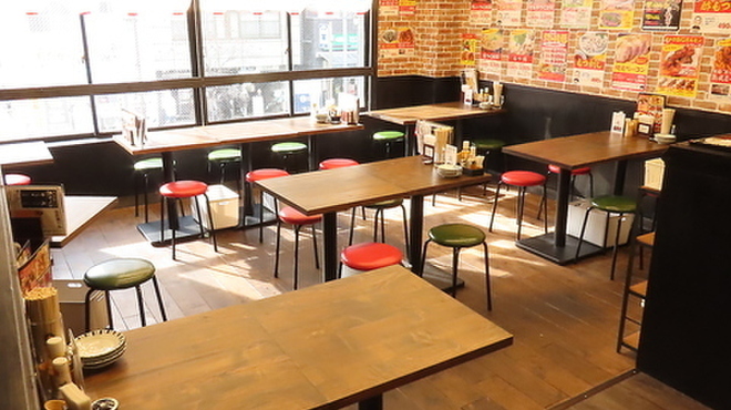 串屋横丁 もつ焼きセンター - メイン写真: