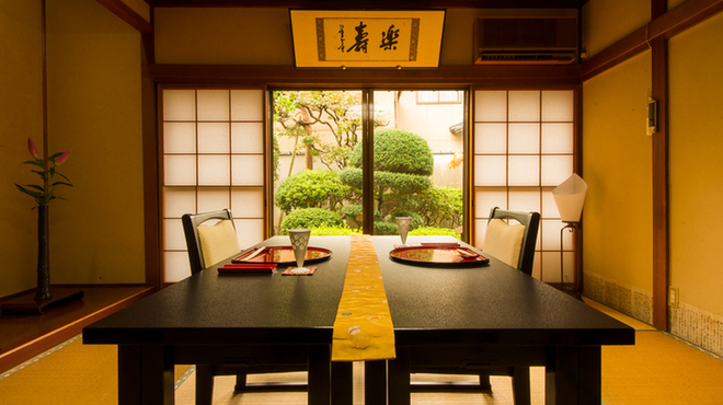 料亭 能登新 - 内観写真:梅の間・個室