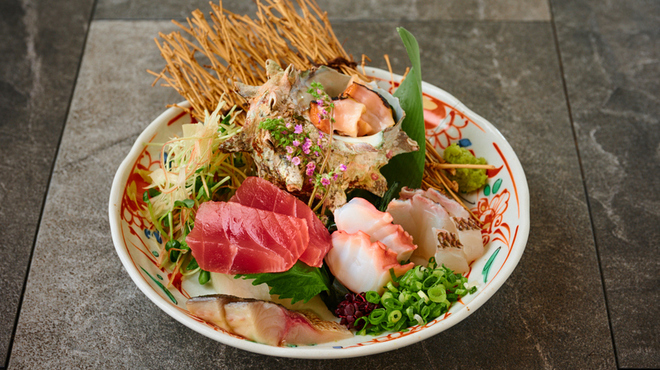 馬ともつ鍋 うまかっちゃ - メイン写真: