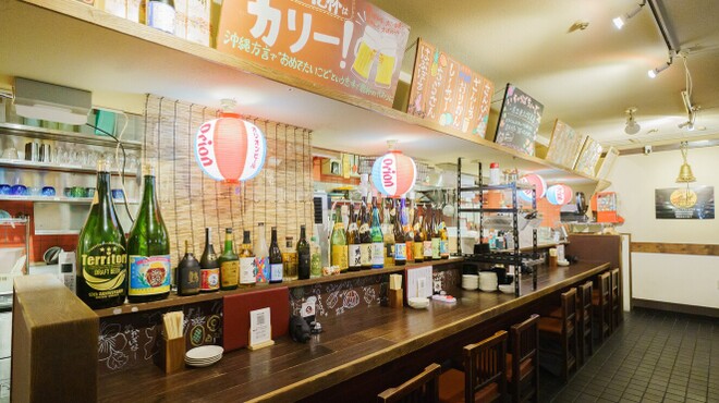 沖縄酒場ハイサイ - メイン写真: