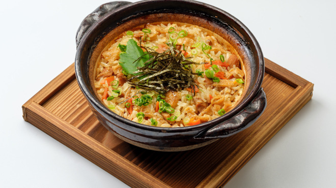 焼きとり居酒屋 どんどん - メイン写真: