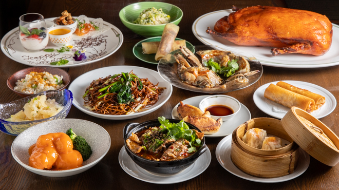 中国飯店 紫玉蘭 - 料理写真:アラカルトやコースどちらも楽しめる。