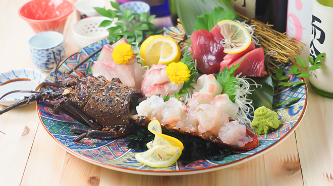 丸安水産 - メイン写真: