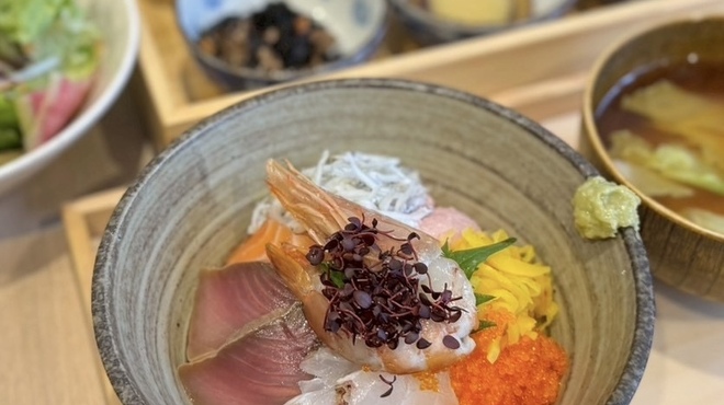 寿司とMAS - 料理写真: