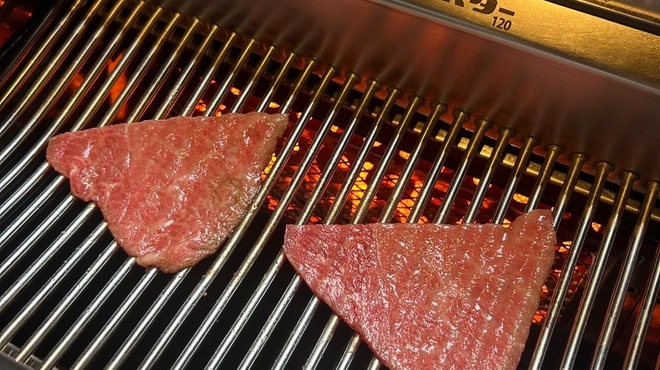 熟成焼肉えいき - メイン写真: