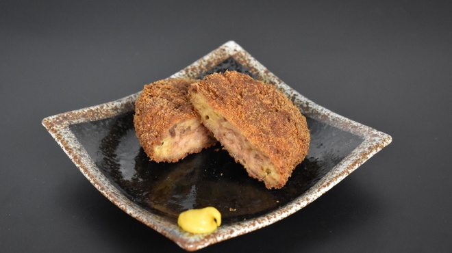 もつ焼きと牛だしおでん 酒場と金 - メイン写真: