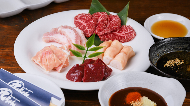 ホルモンセンター丸ちゃん - メイン写真: