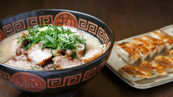 にんにくラーメン 幸ちゃん - メイン写真: