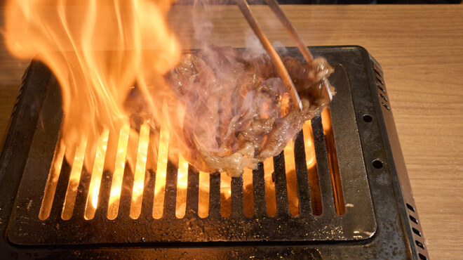 焼肉ホルモン金樹 - メイン写真:
