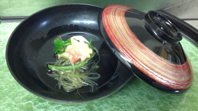 割烹 きさら - 料理写真:つる紫豆腐のお椀