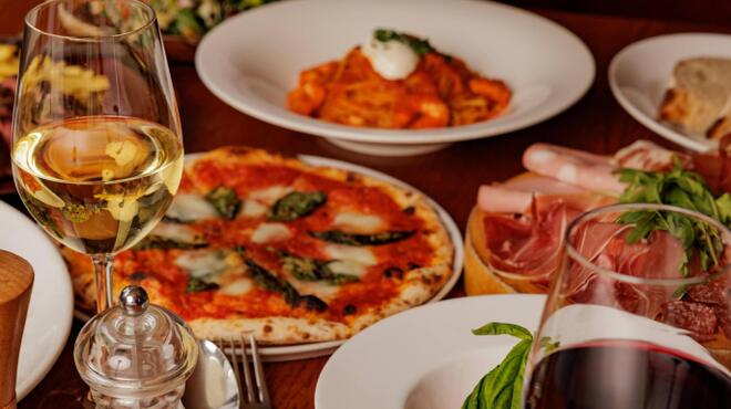 カフェ ラ・ボエム - メイン写真: