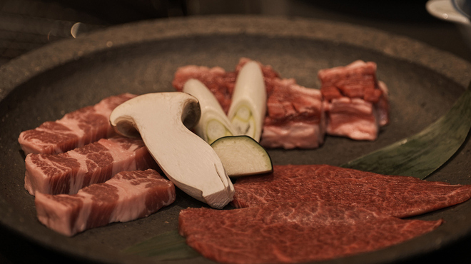 和牛屋 老舗肉卸問屋直営 - メイン写真: