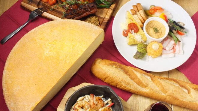 昼はスパイスカレー夜はチーズ&ワインバル アチャパンナ - メイン写真: