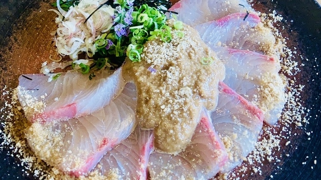 トリニティ オイスター ハウス - メイン写真: