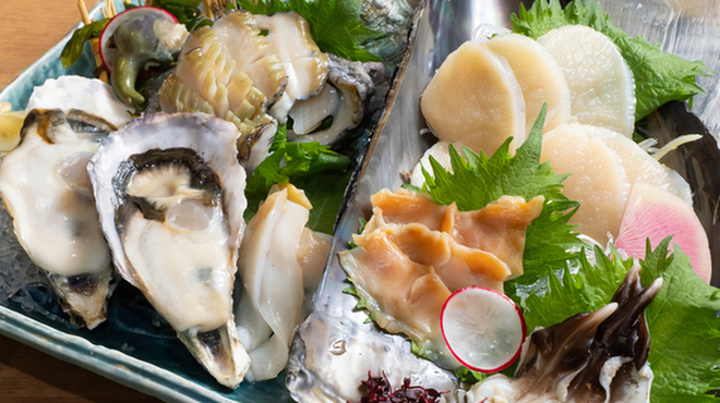 魚貝・鶏料理・日本酒 とよ新 - メイン写真: