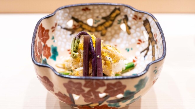麻布 かどわき - 料理写真:2025.4 胡麻和え（わらび、カラスミ、氷魚、芋茎）