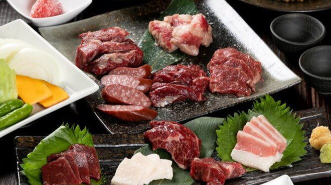 馬肉料理専門店 馬郎 - メイン写真: