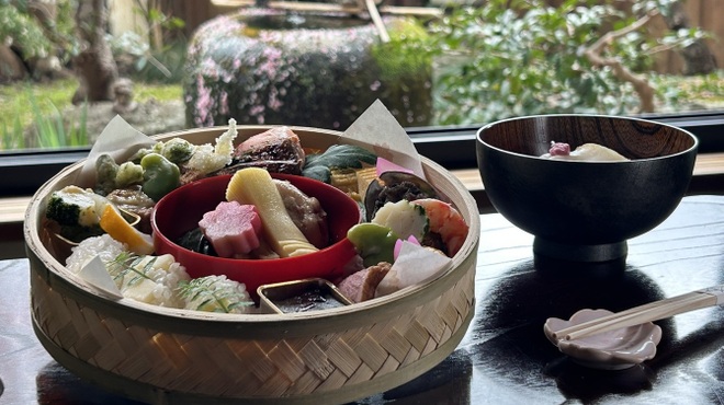 京料理 松正 - 料理写真:竹籠花見弁当