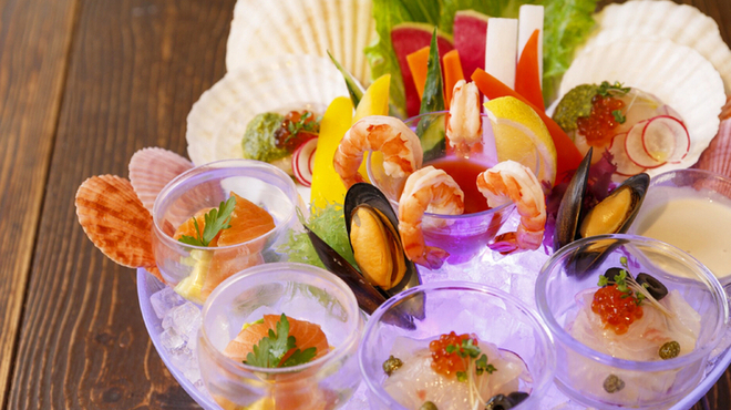 KING OF THE PIRATES - メイン写真: