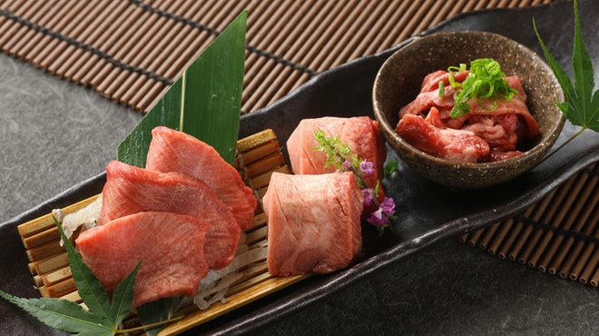 大阪焼肉ミナミ - メイン写真: