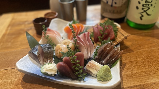 おせっかい屋 - メイン写真: