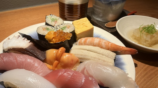 おおさかもん料理 鮨 守屋 - 料理写真:上にぎり寿司ランチ