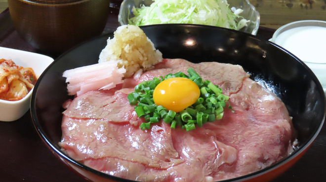 和牛一頭買焼肉房家 - メイン写真: