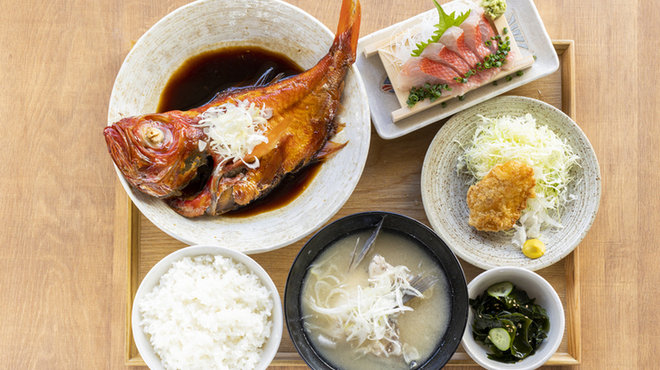 熱海おさかな・大食堂 - メイン写真: