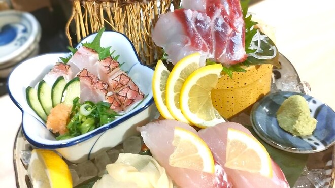 東三国 海鮮食堂 おーうえすと - メイン写真: