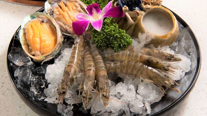 健康美容 火鍋専門店 朝天門 - メイン写真: