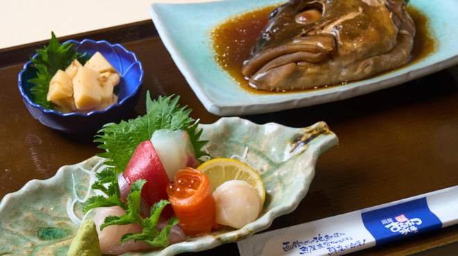 函館 まるかつ水産 - メイン写真: