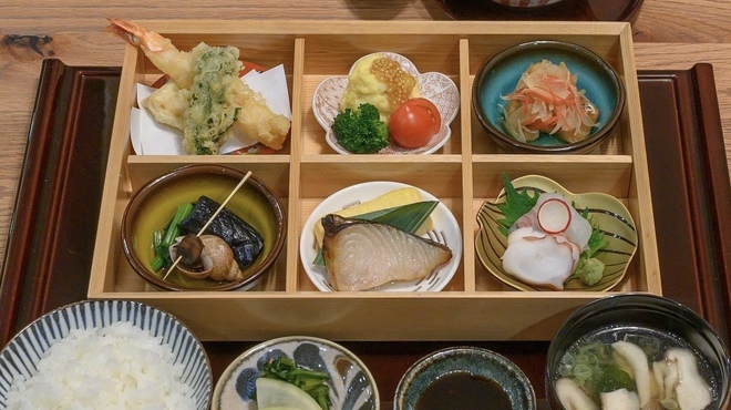 居食家咲 - メイン写真: