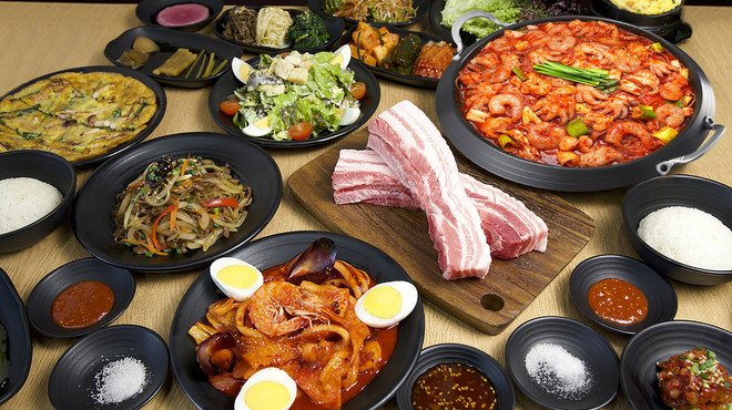 熟成肉専門店 ヨプの王豚塩焼 - メイン写真: