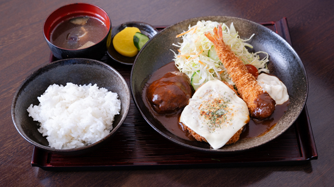 神戸北野旭屋精肉店 - メイン写真: