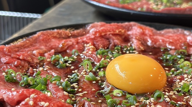 焼肉 三ちゃん - メイン写真: