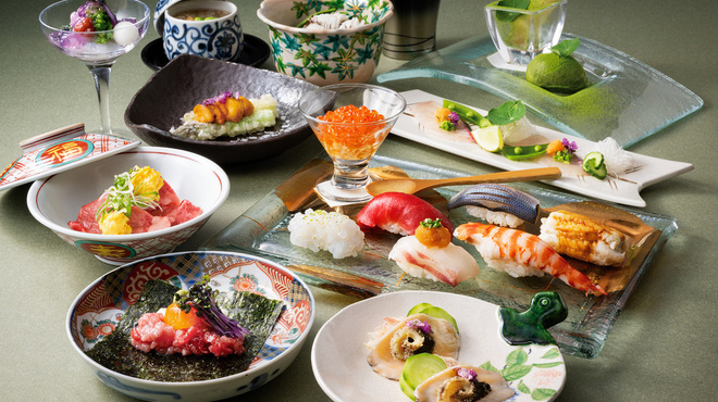 すし割烹 翁鮨 - 料理写真:新緑の翁鮨会席