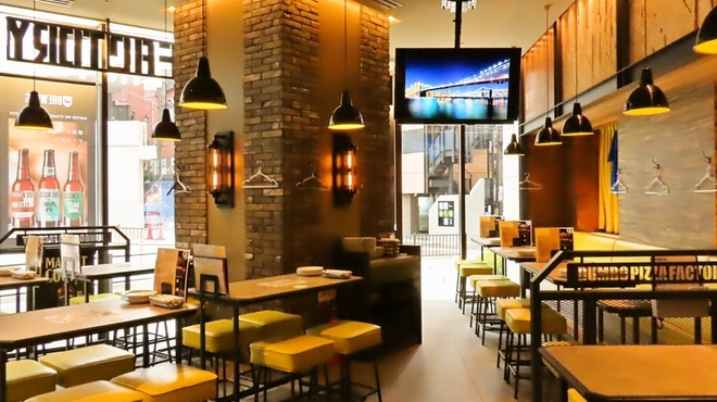 DUMBO PIZZA FACTORY - メイン写真: