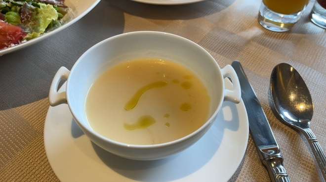 THE HIRAMATSU HOTELS&RESORTS - 料理写真: