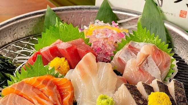 三陸海鮮と地元牧場のお肉 仙台海蔵 - メイン写真: