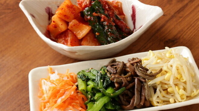 ホルモン焼肉ぶち - メイン写真: