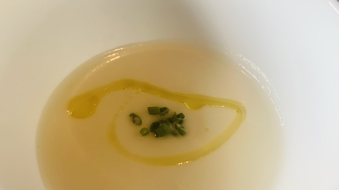 レストラン カーブドッチ - 料理写真:②【スープ】
  新玉葱の温製ポタージュ