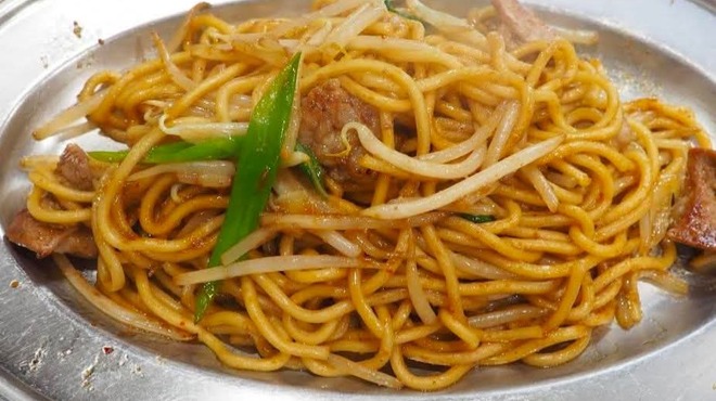 御縁 - 料理写真:ホルモンそば