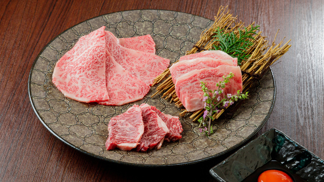 本町肉倶楽部 tongue be - メイン写真: