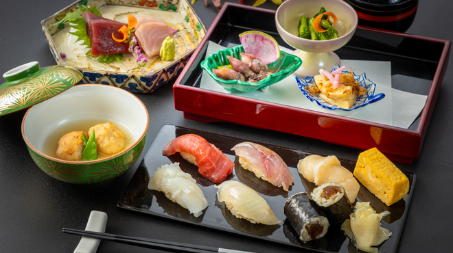 鮨・鉄板焼 彩 - 料理写真: