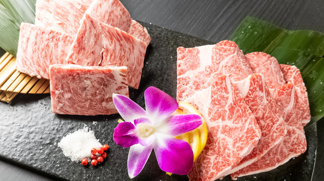 しゃぶ輝 黒毛和牛しゃぶしゃぶ・すき焼き専門店 - メイン写真: