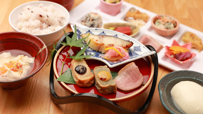 京鴨一羽買いと京のおばんざい 市場小路 - メイン写真: